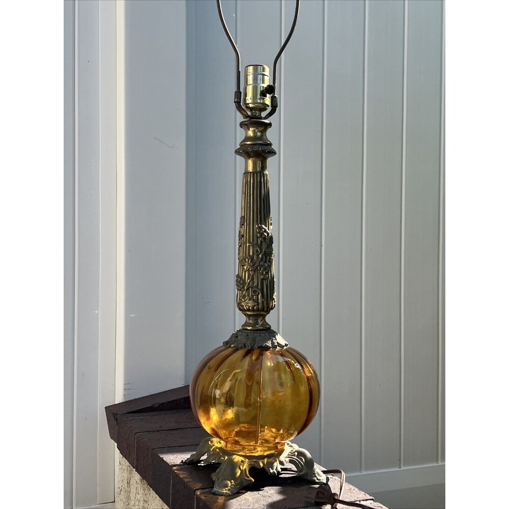 Vtg Mid Century Optical Amber Glass & Brass Hollywood Table lamp Big